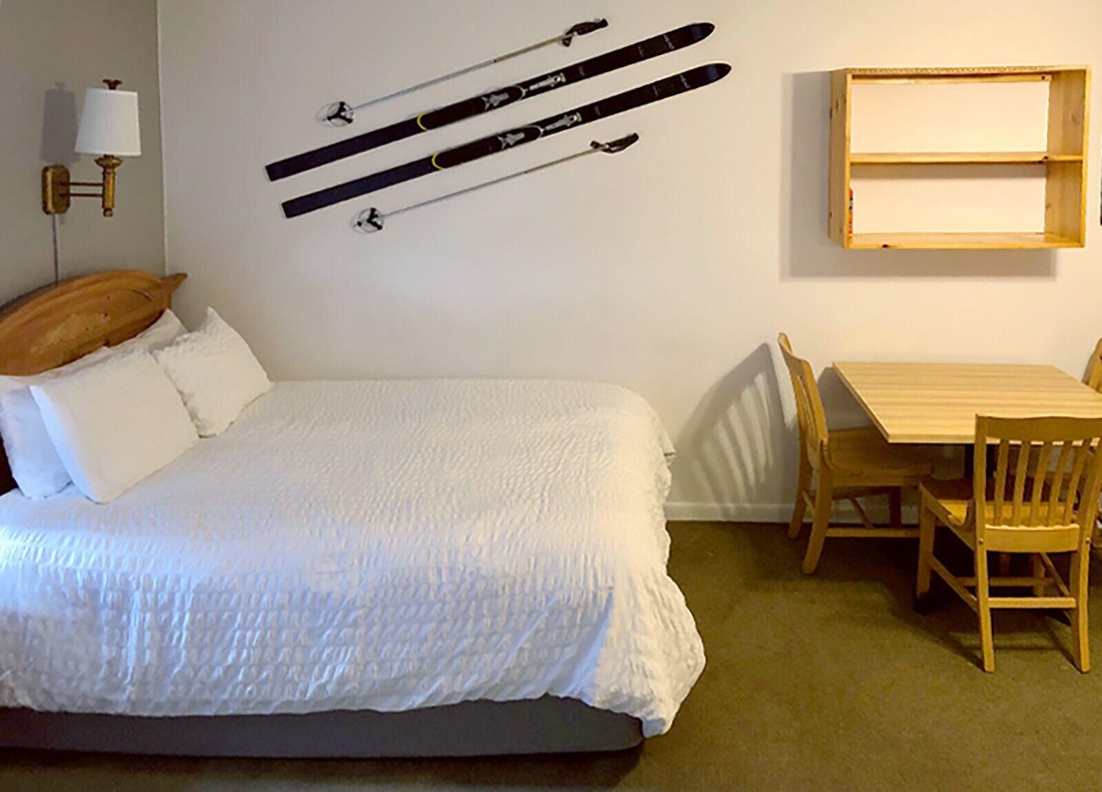 Tyrolean Lodge Aspen Extérieur photo