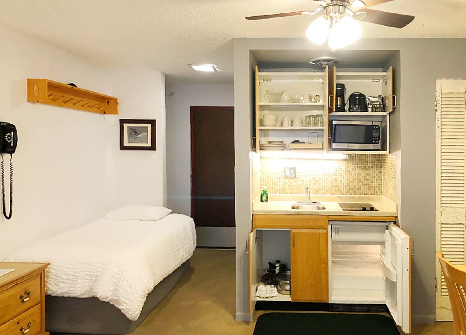 Tyrolean Lodge Aspen Extérieur photo