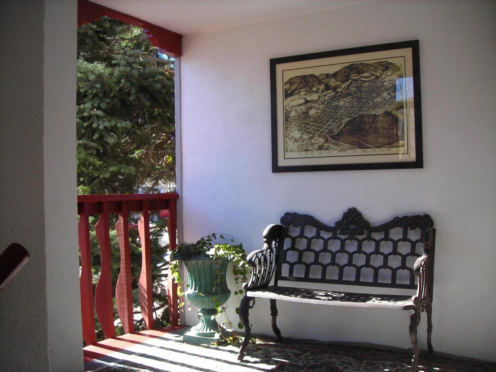 Tyrolean Lodge Aspen Extérieur photo