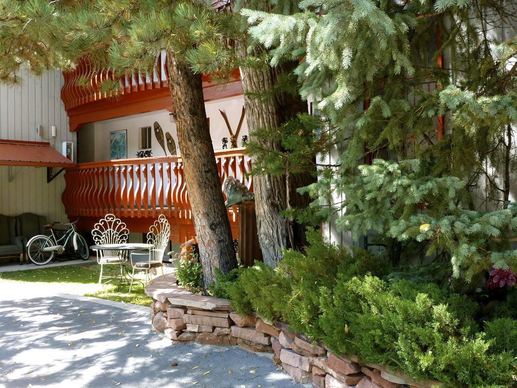 Tyrolean Lodge Aspen Extérieur photo